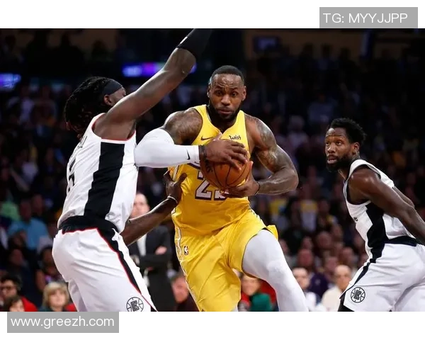 追梦精神与勇士裁判的致敬NBA亟需这样的正能量与公平竞技环境 追梦精神与勇士裁判的致敬NBA亟需这样的正能量与公平竞技环境